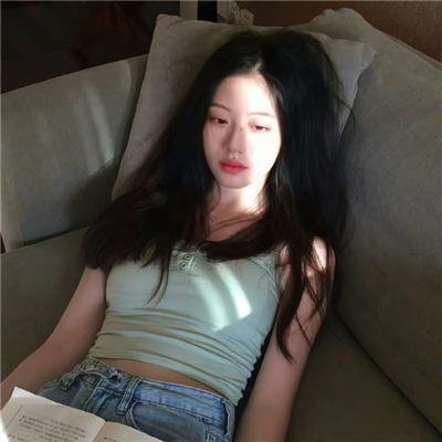 10号舱里的女人